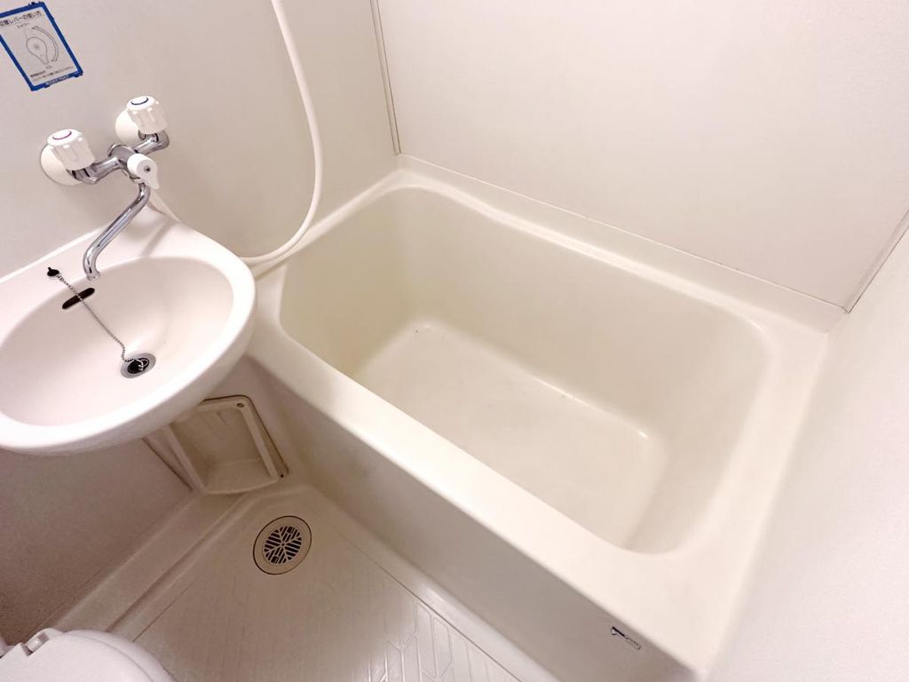 バス・シャワールーム　バス