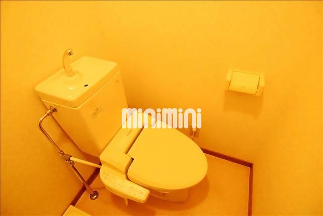 トイレ　清潔感あるトイレです。