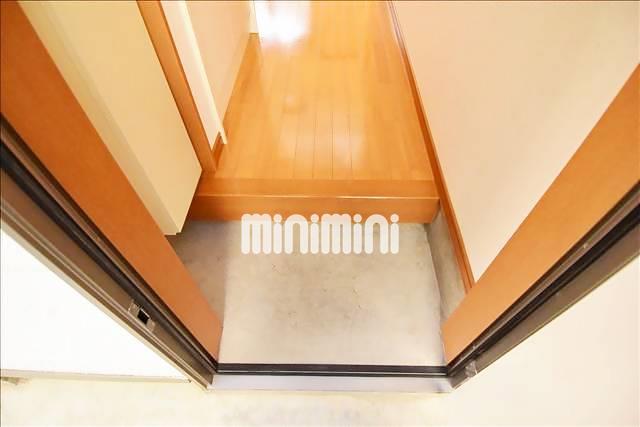 玄関　玄関スペースのお写真です