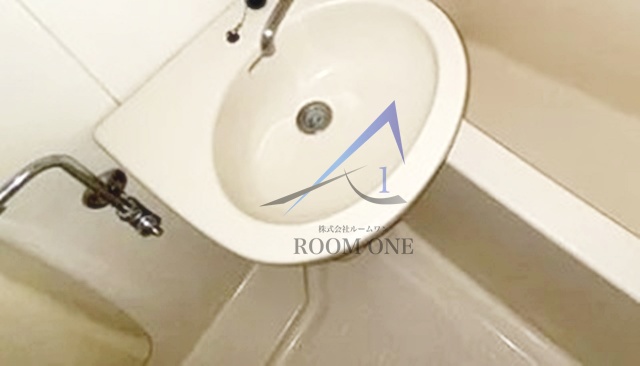 洗面設備　洗面台です。