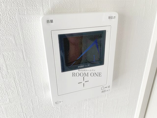 セキュリティ　モニター付きインターホンです。