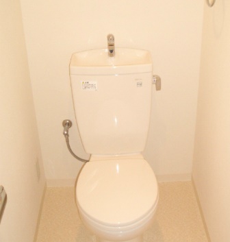 トイレ　【安心の防犯カメラ付き！】お問い合わせはお早めに♪