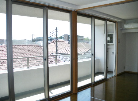 バルコニー　【安心の防犯カメラ付き！】お問い合わせはお早めに♪