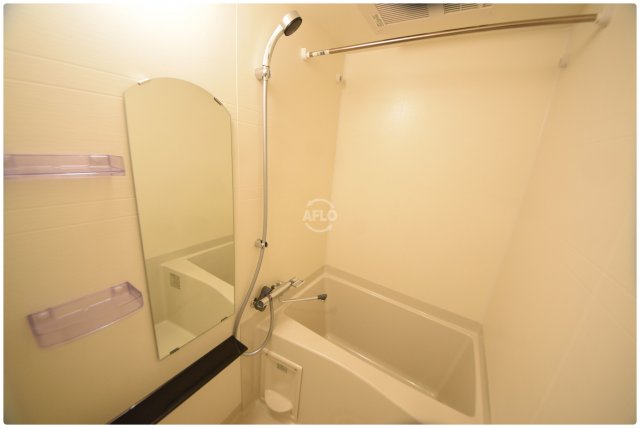 バス・シャワールーム　ファステートNAMBA華月　お風呂