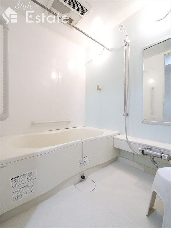 バス・シャワールーム　バスルーム