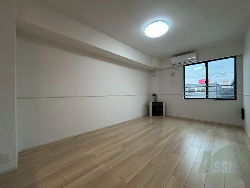 居室・リビング　広くてキレイなお部屋が広がっていて、充実した生活が送れそう。