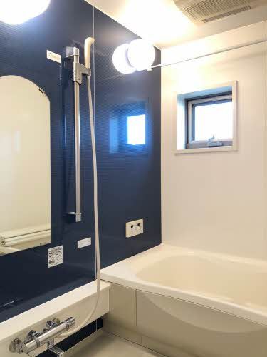 バス・シャワールーム　浴室