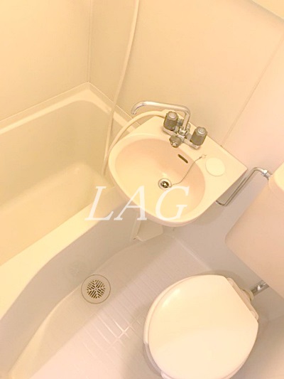 バス・シャワールーム　お風呂です。