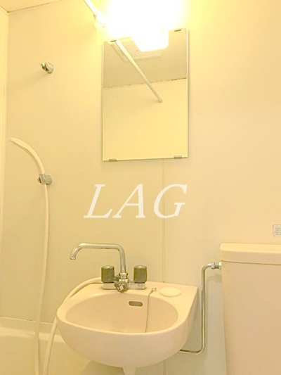 洗面設備　洗面台です。