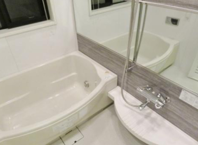 バス・シャワールーム　※別部屋の参考写真です。