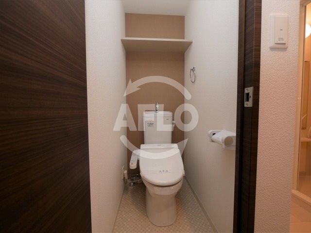 トイレ　ララプレイスOSAKA WEST PRIME　温水洗浄便座