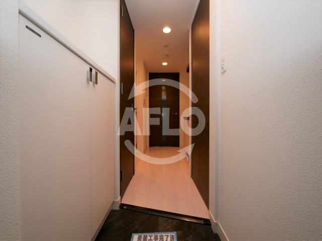 玄関　ララプレイスOSAKA WEST PRIME　玄関