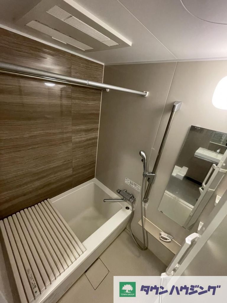 バス・シャワールーム　バス