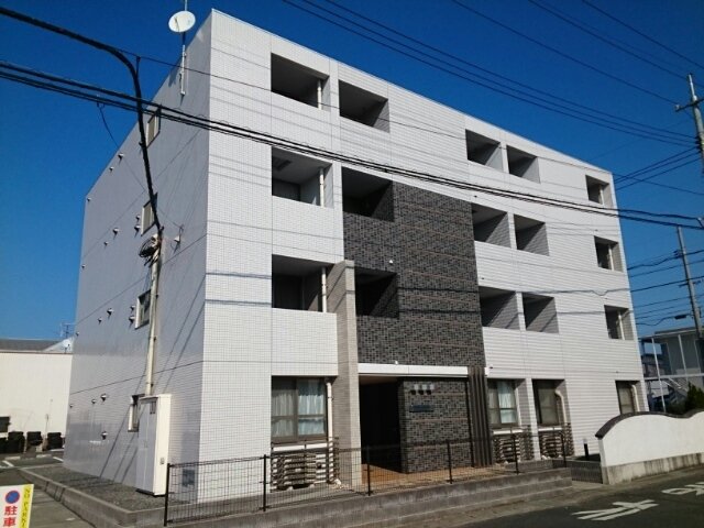 建物外観　外観は落ち着いています