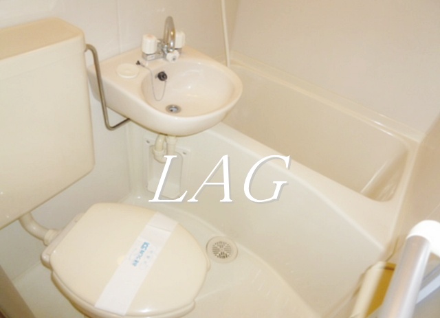 バス・シャワールーム　お風呂です。