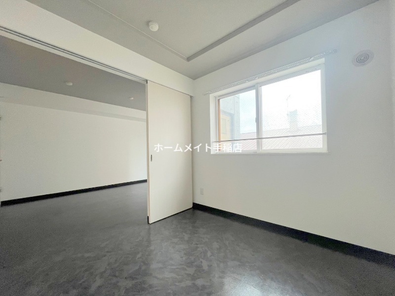 その他部屋・スペース　明るい洋室、寝室にどうぞ♪