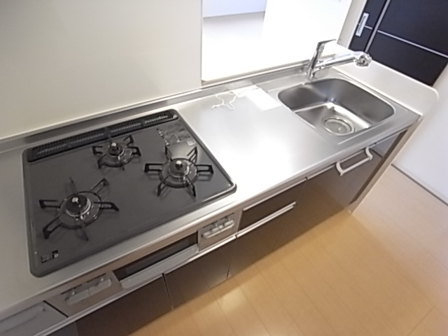 キッチン　☆同型タイプのお部屋の写真になります☆