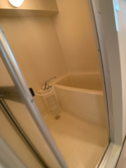 バス・シャワールーム　バストイレ別でおすすめです☆