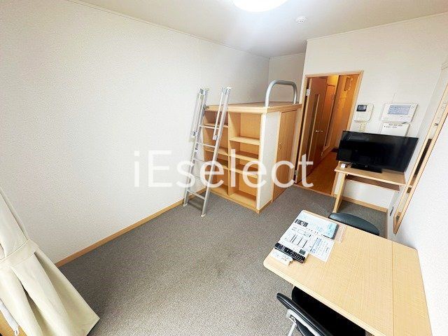 居室・リビング　家具家電付きで楽々入居♪