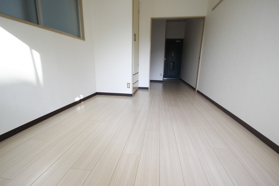 居室・リビング　※別室の写真を使用しております※