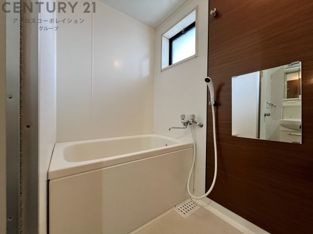 バス・シャワールーム　風呂トイレ別