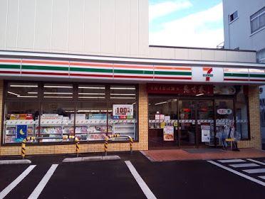 コンビニ　セブンイレブン 墨田本所1丁目清澄通り店（コンビニ）まで37m