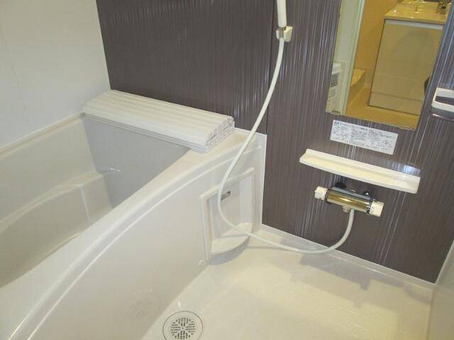 洗面設備　追焚機能付きです