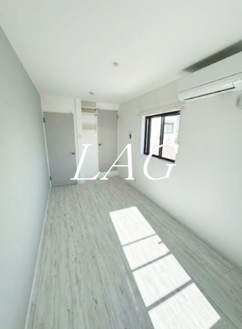 居室・リビング　洋室のお部屋です。