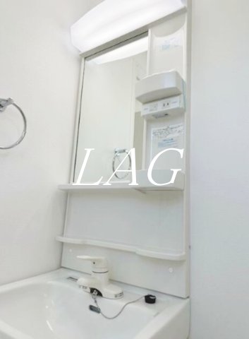 洗面設備　独立洗面台です。