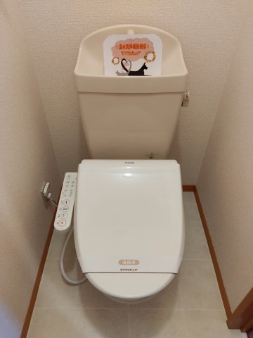 トイレ　別棟別室の参考写真です。現況を優先します。（A101）