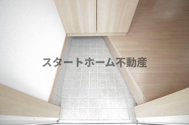 玄関　収納もある玄関です