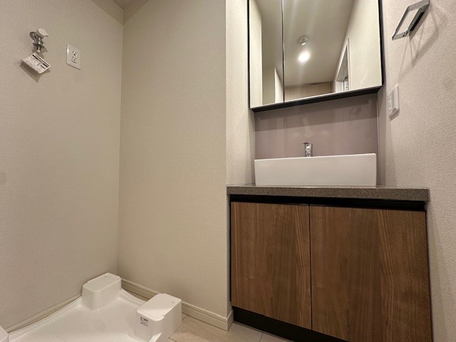 洗面設備　※参考写真