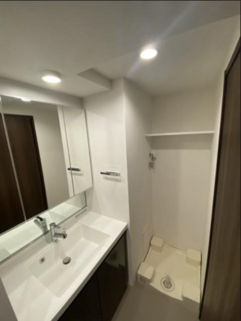 洗面設備　※写真は同タイプ住戸です。