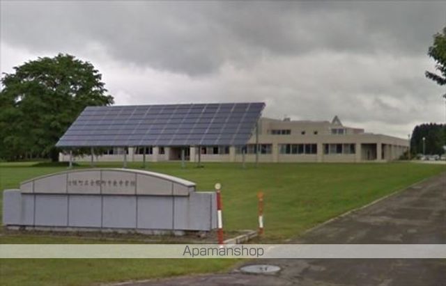 中学校　士幌町中央中学校（中学校）まで1456m