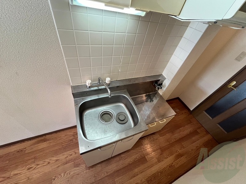 キッチン　キッチンです。一人暮らしなら十分な大きさですね。