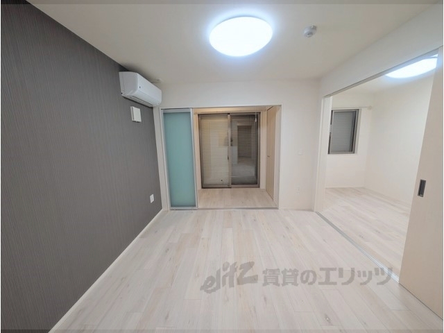 居室・リビング　洋室