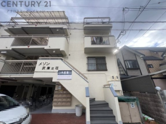 建物外観　敷地内に駐輪場があります！