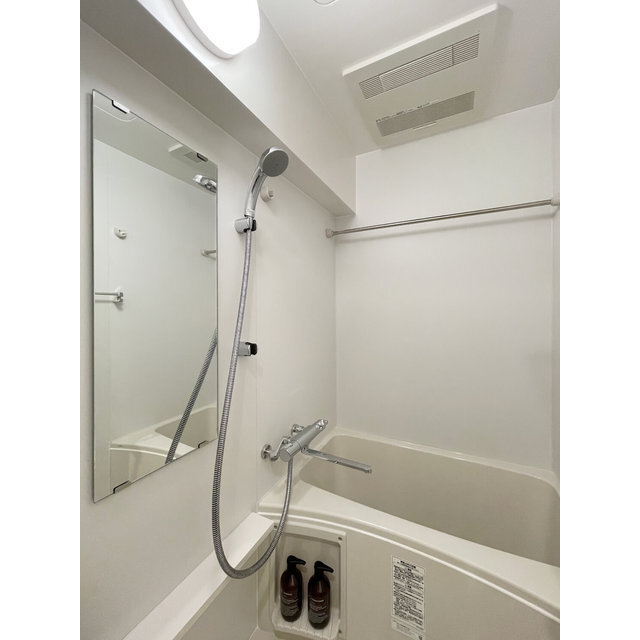 バス・シャワールーム　※家具・家電の備え付けはありません