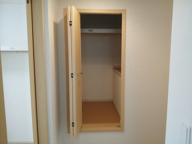 セキュリティ　便利な収納スペースです