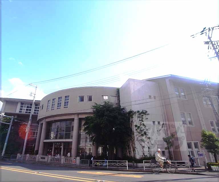 小学校　朱雀第一小学校（小学校）まで250m