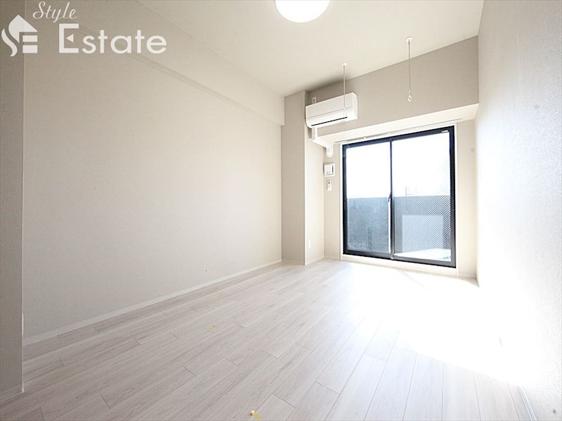 居室・リビング　内装