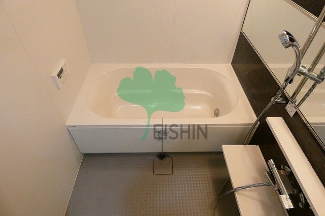 バス・シャワールーム　清潔感のある浴室です！