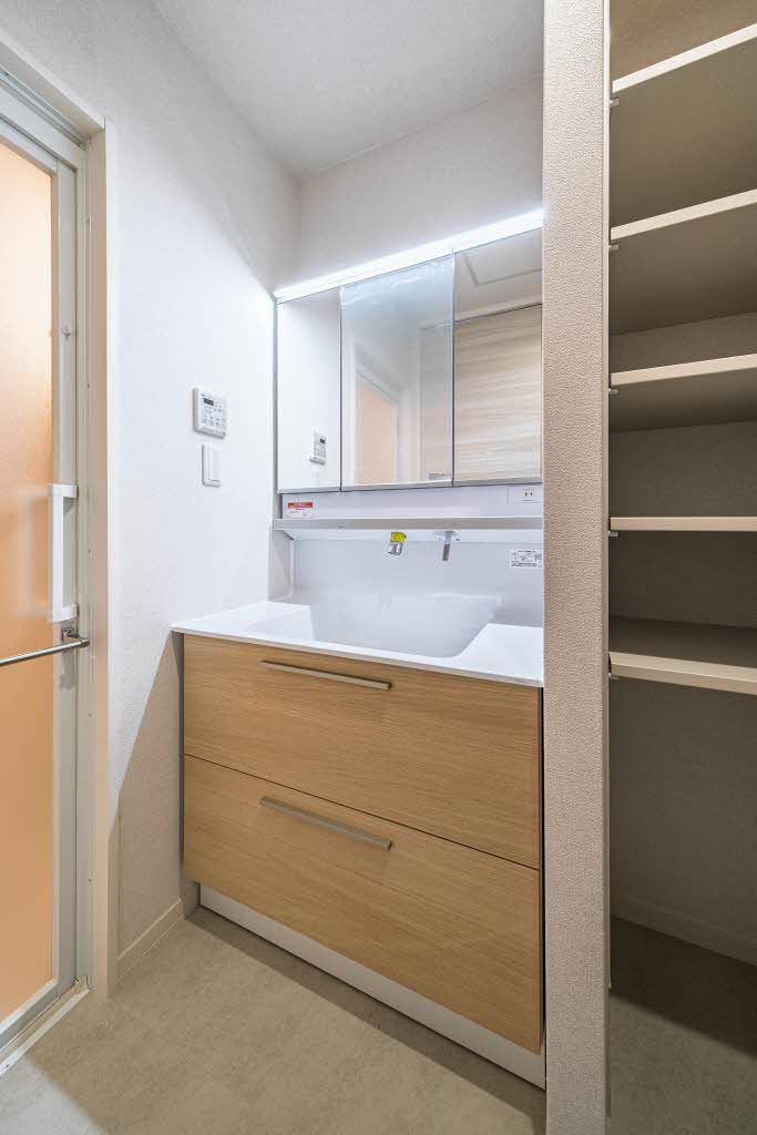 洗面設備　洗面所