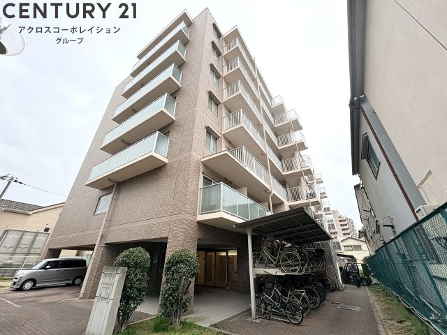 建物外観　エレベーター付きで高層階も楽々♪