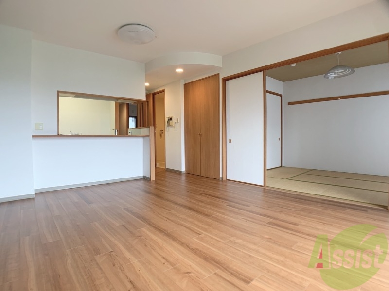 居室・リビング　南向きなので日当たりも良好ですよ～。嬉しいですね。