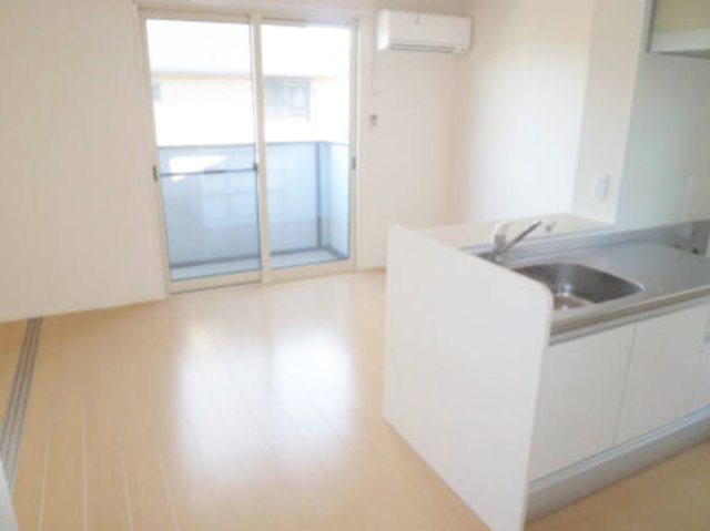 居室・リビング　イメージ(反転タイプ)