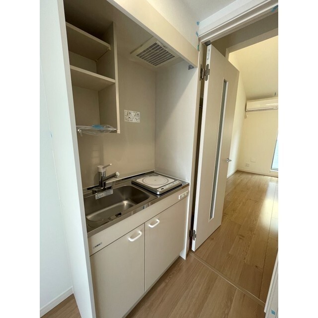キッチン　２０３号室使用反転タイプ