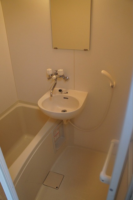 バス・シャワールーム　バス♪