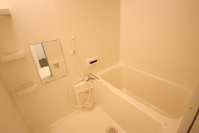バス・シャワールーム　※別室の参考写真の為、現況優先です。