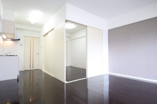 居室・リビング　※別室の参考写真の為、現況優先です。